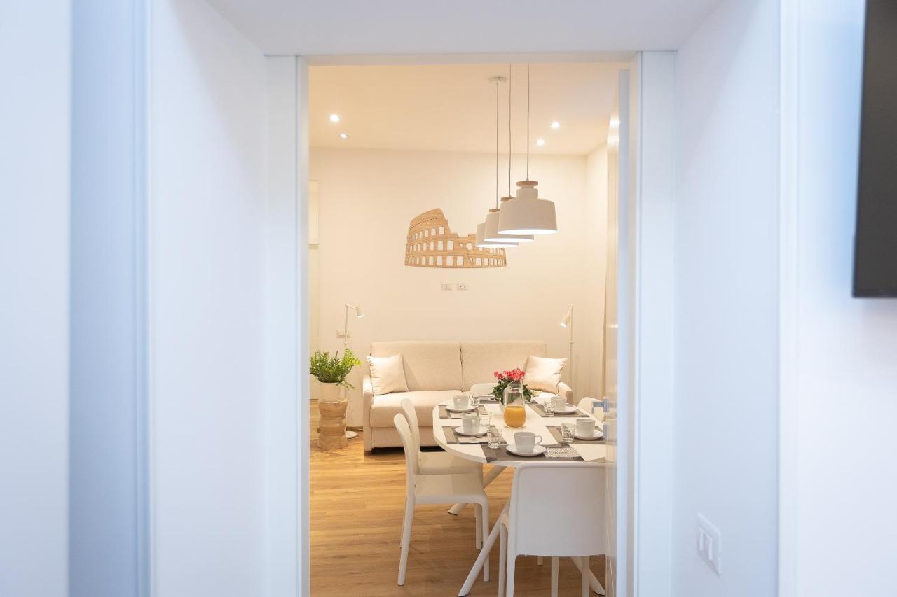 Colosseum Holidays - Three-bedroom Lägenhet Rom
