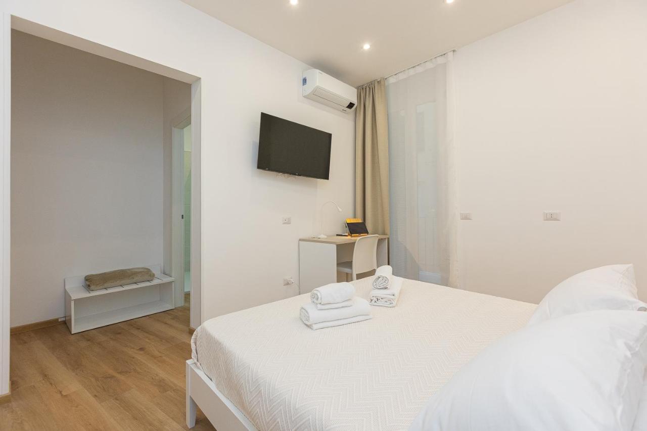 Lägenhet Colosseum Holidays - Three-bedroom *