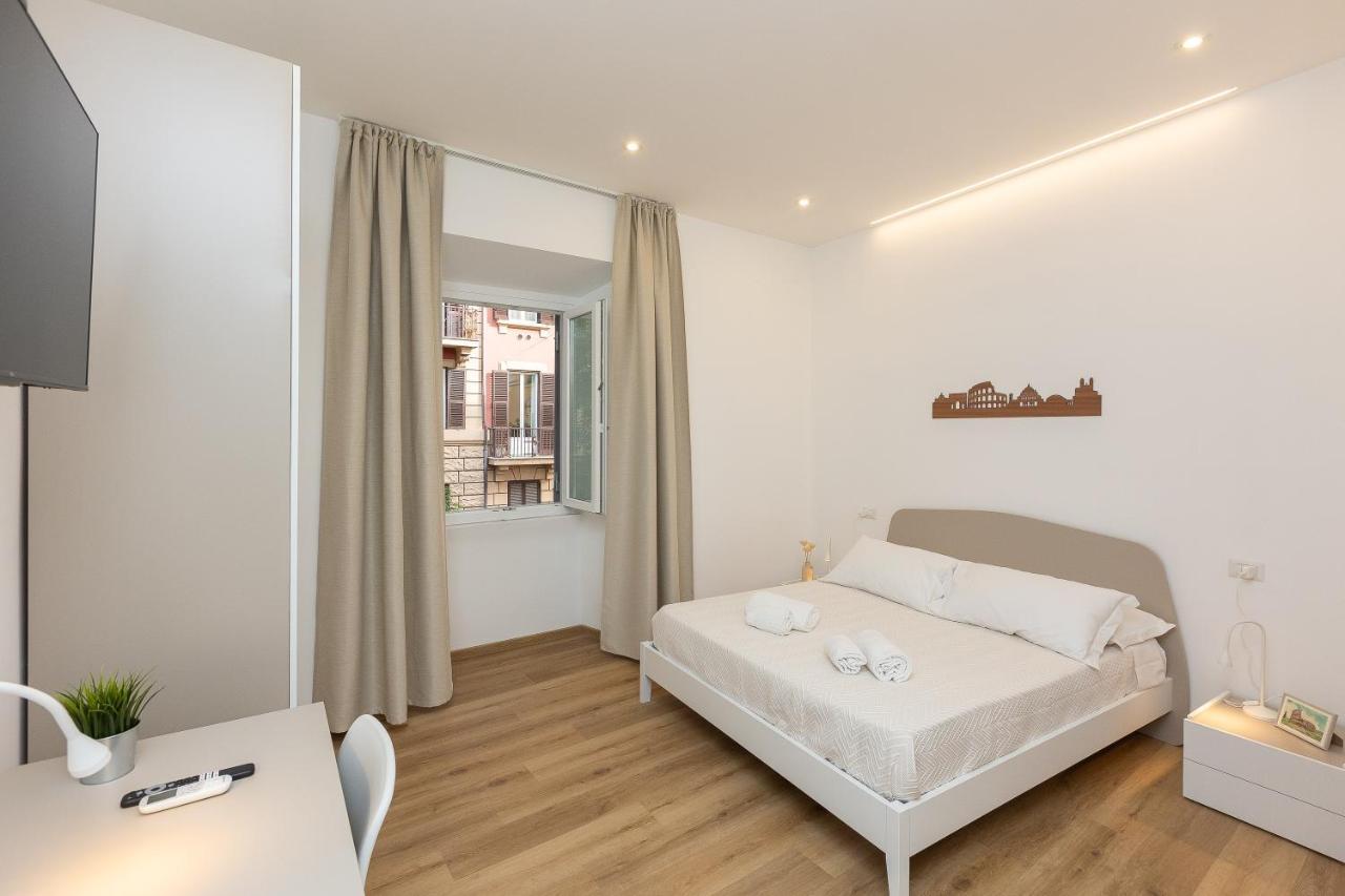 Lägenhet Colosseum Holidays - Three-bedroom *