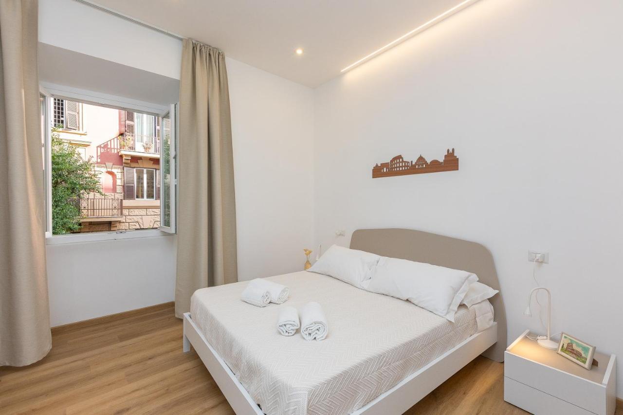 Lägenhet Colosseum Holidays - Three-bedroom Rom
