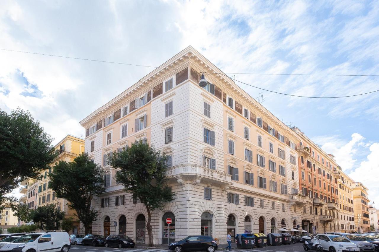 Lägenhet Colosseum Holidays - Three-bedroom