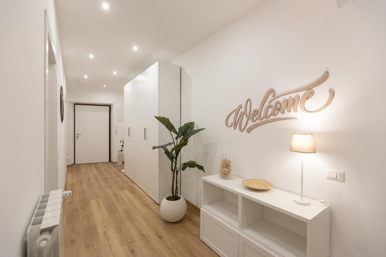 Lägenhet Colosseum Holidays - Three-bedroom *