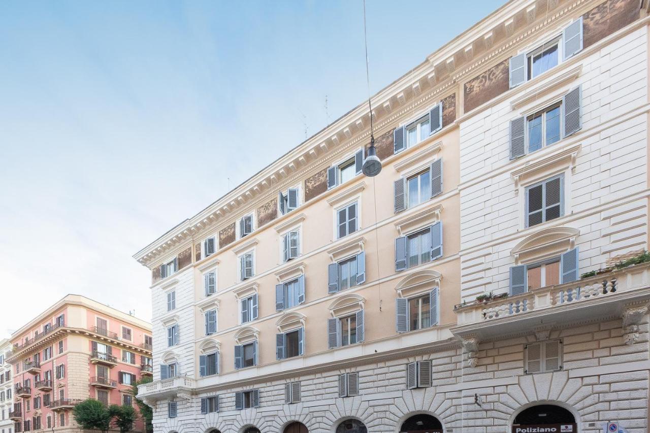 Lägenhet Colosseum Holidays - Three-bedroom Rom